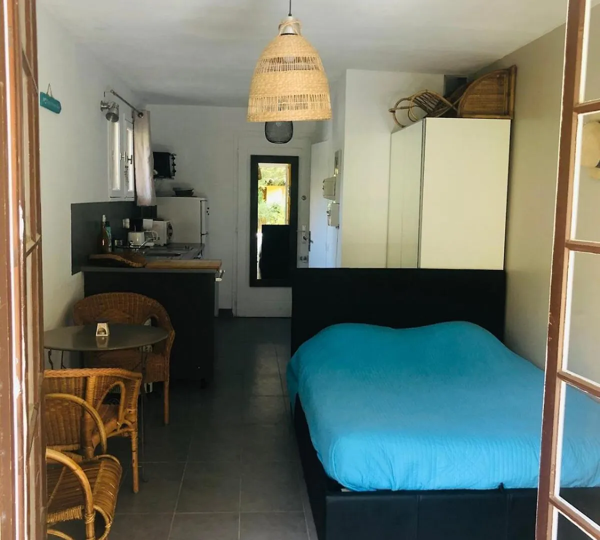 לה לבאנדו Studio Avec Jardin Proche Plages Saint Clair Lavandou לה לבאנדו